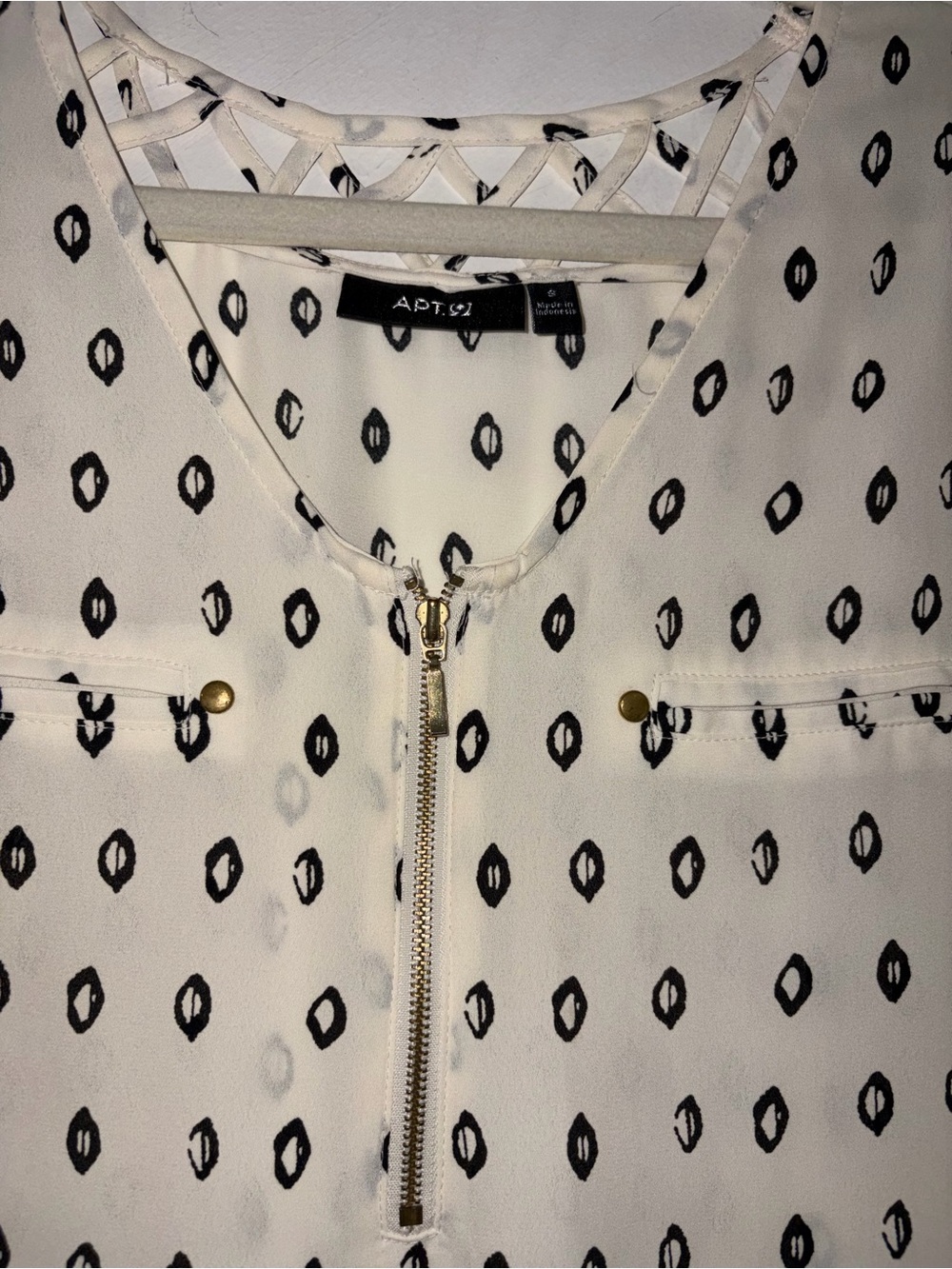Apt. 9 Cream Blouse with Black Dot Print and Front Zip - Picture 2 of 4